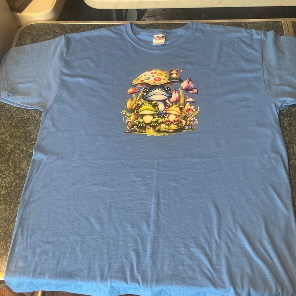 Unisex-NWOT-Jerzees Dri-Power Active-T-Shirt-Blue XL -Frogs & Mushrooms